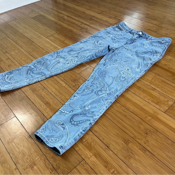 Chico's Light Blue Bandana Paisley Ankle Stretch Skinny Jeans Coastal Cowgirl - Picture 2 of 12